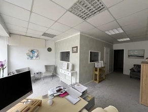 150 Station Rd, West Moors to rent Interior Photo- Image 1 of 2