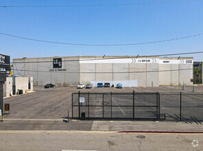 1375 E 6th St, Los Angeles, CA for rent Building Photo- Image 1 of 10