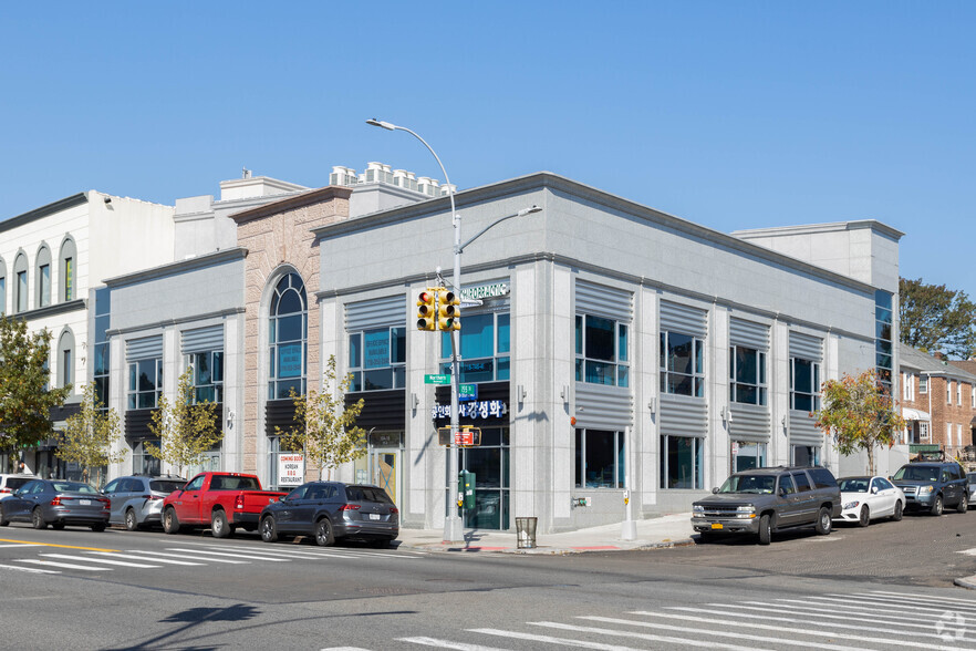 15419 Northern Blvd, Flushing, NY for sale - Primary Photo - Image 1 of 1