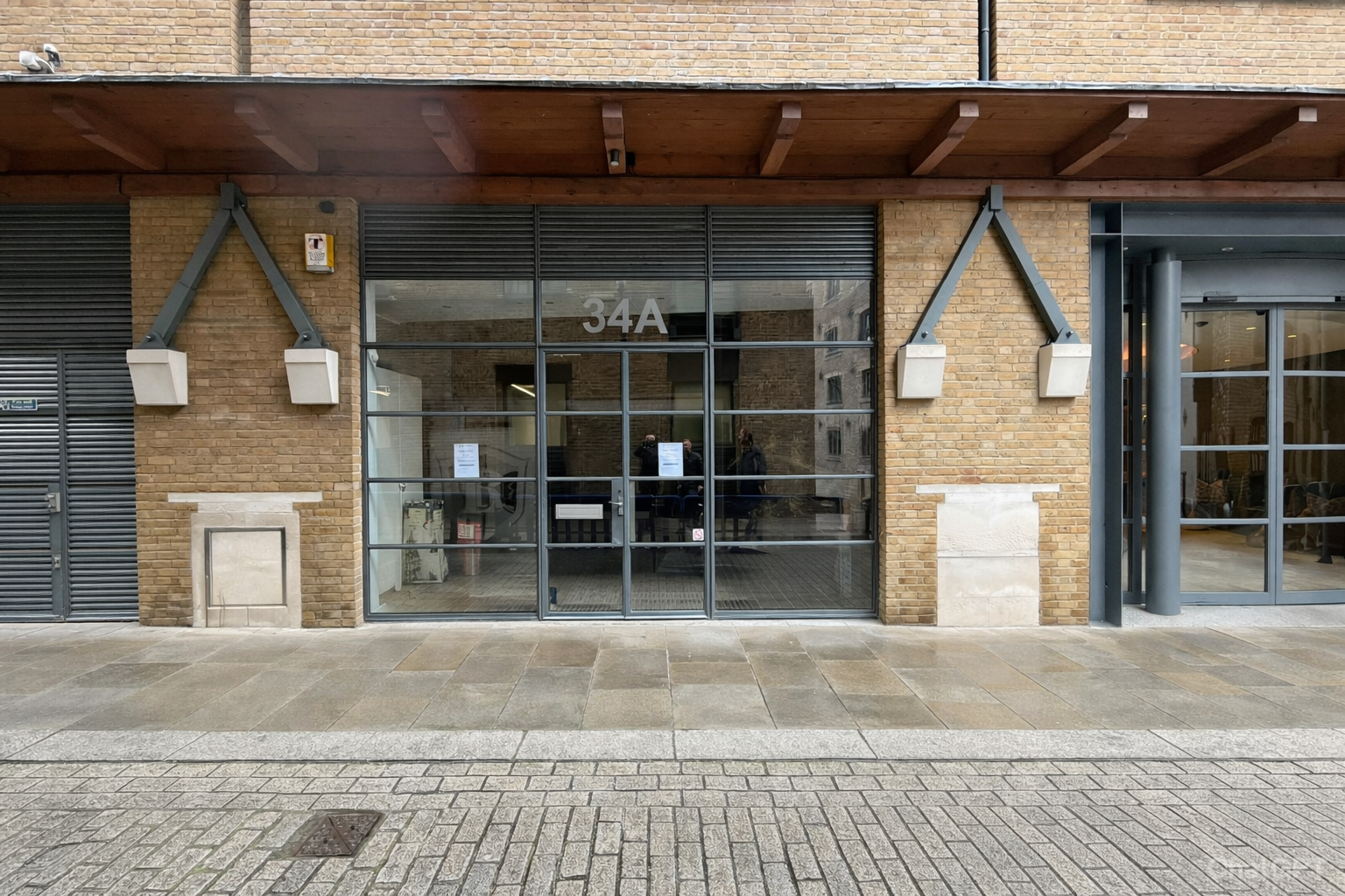 34A Shad Thames, London to rent Interior Photo- Image 1 of 7