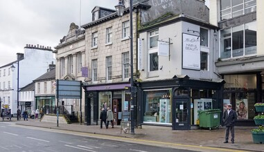 60-62 Highgate, Kendal for sale Primary Photo- Image 1 of 2