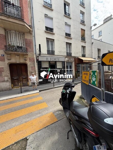 Retail in Paris to rent - Building Photo - Image 3 of 3