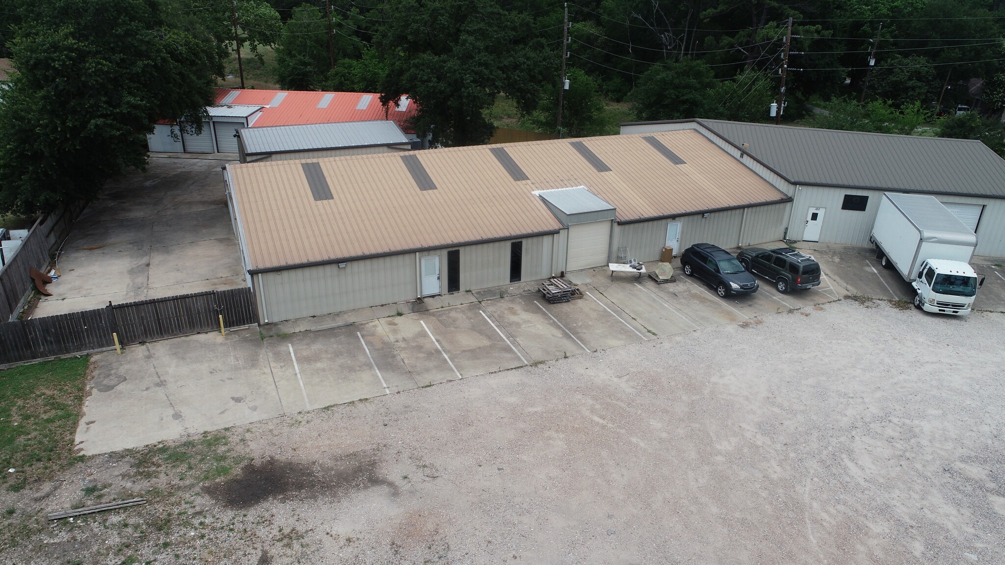 132 Magic Oaks Ct, Spring, TX to rent Building Photo- Image 1 of 7