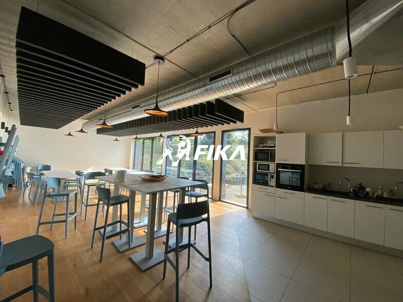 Office in Colomiers to rent - Building Photo - Image 3 of 11