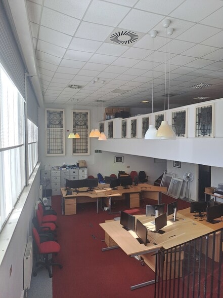 65 Greendyke St, Glasgow to rent - Interior Photo - Image 2 of 3