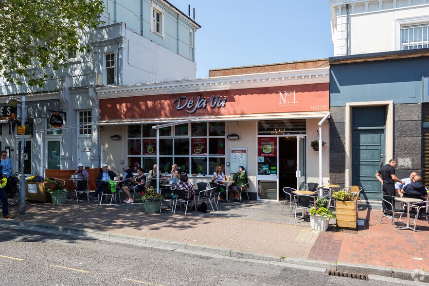 1 Bolton Rd, Eastbourne for sale - Primary Photo - Image 1 of 1