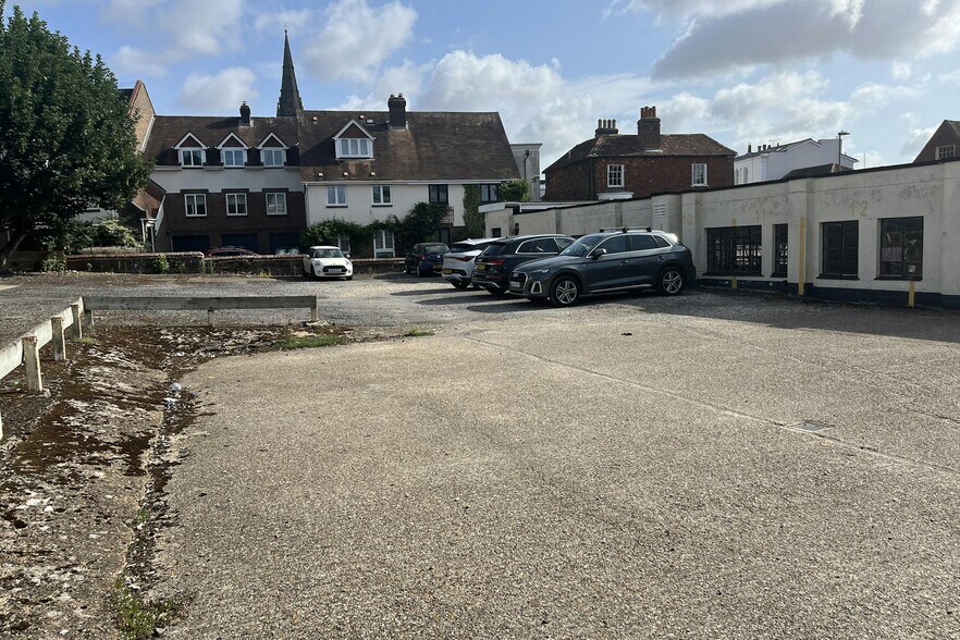 15 Saint Cross Road, Winchester to rent - Other - Image 2 of 5