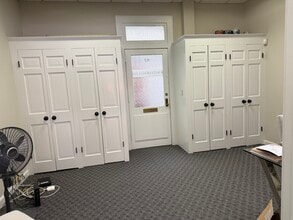 45 E Putnam Ave, Greenwich, CT to rent Interior Photo- Image 2 of 6