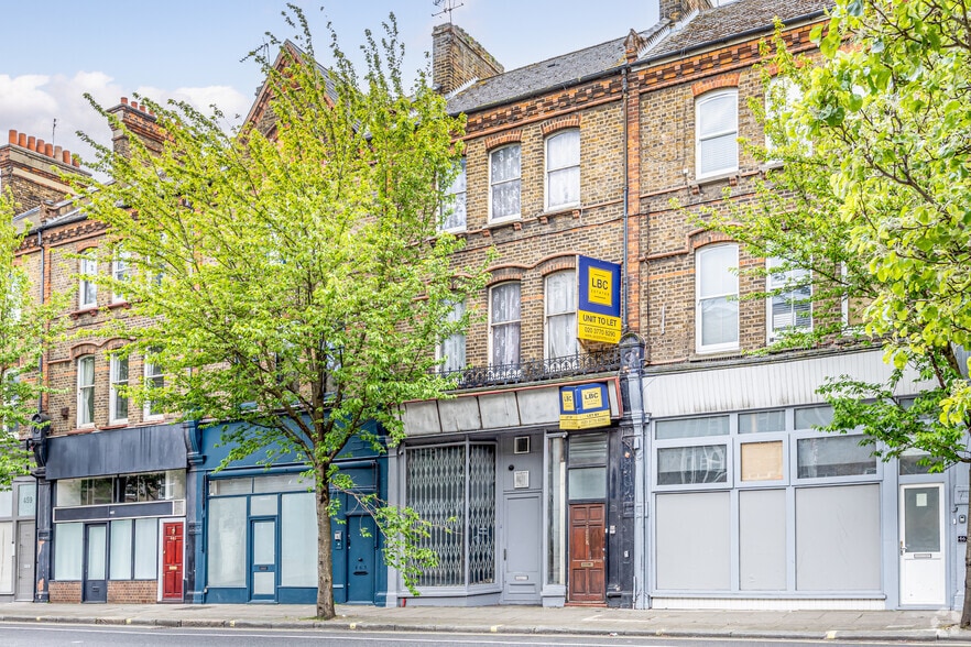 465A Harrow Rd, London to rent - Primary Photo - Image 1 of 2