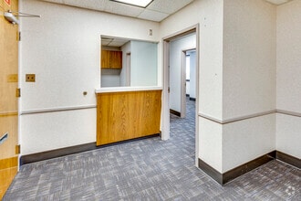 818 St Sebastian Way, Augusta, GA to rent Interior Photo- Image 2 of 6