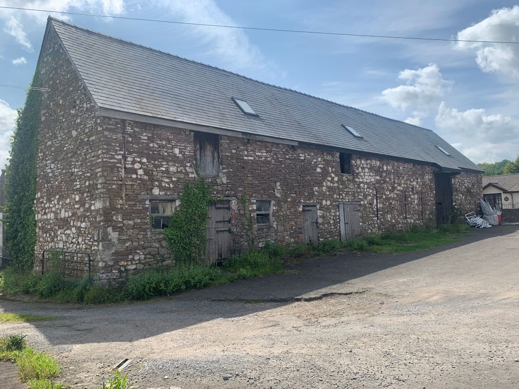Barn at Llanellen, Abergavenny for sale Primary Photo- Image 1 of 1