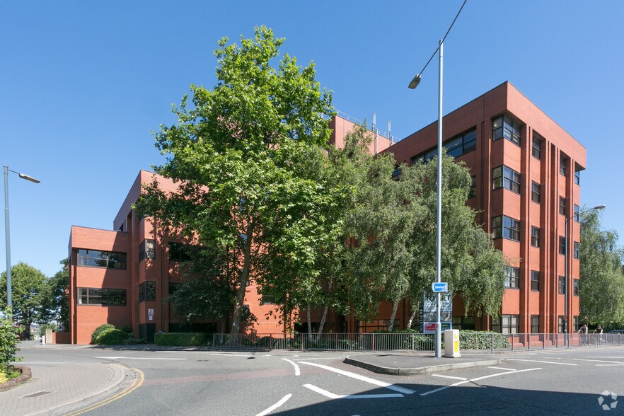 1 Farnsby St, Swindon for sale - Primary Photo - Image 1 of 1