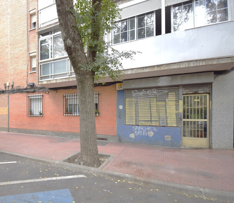 Retail in Alcalá de Henares, Madrid to rent Building Photo- Image 1 of 4