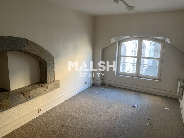 Office in Lyon for sale - Interior Photo - Image 3 of 11