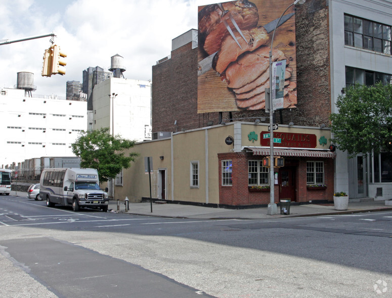 603 W 44th St, New York, NY for sale - Primary Photo - Image 1 of 1