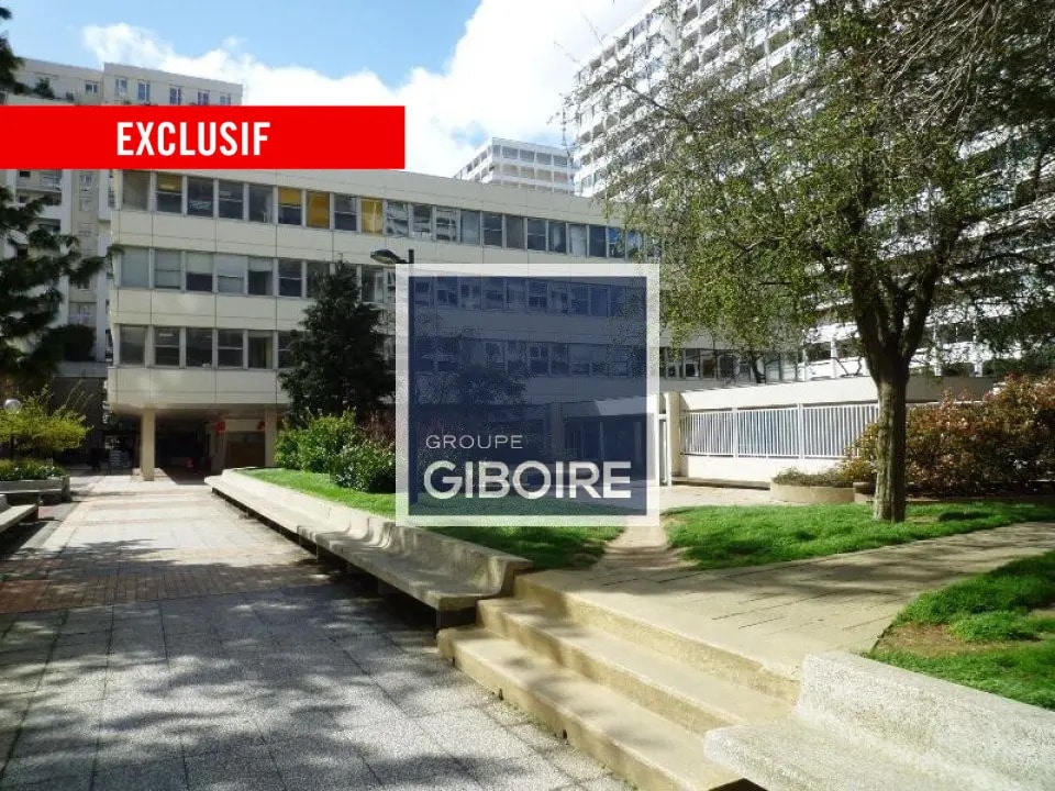 Location Bureaux 50 m² à 661 m² - Photo 1