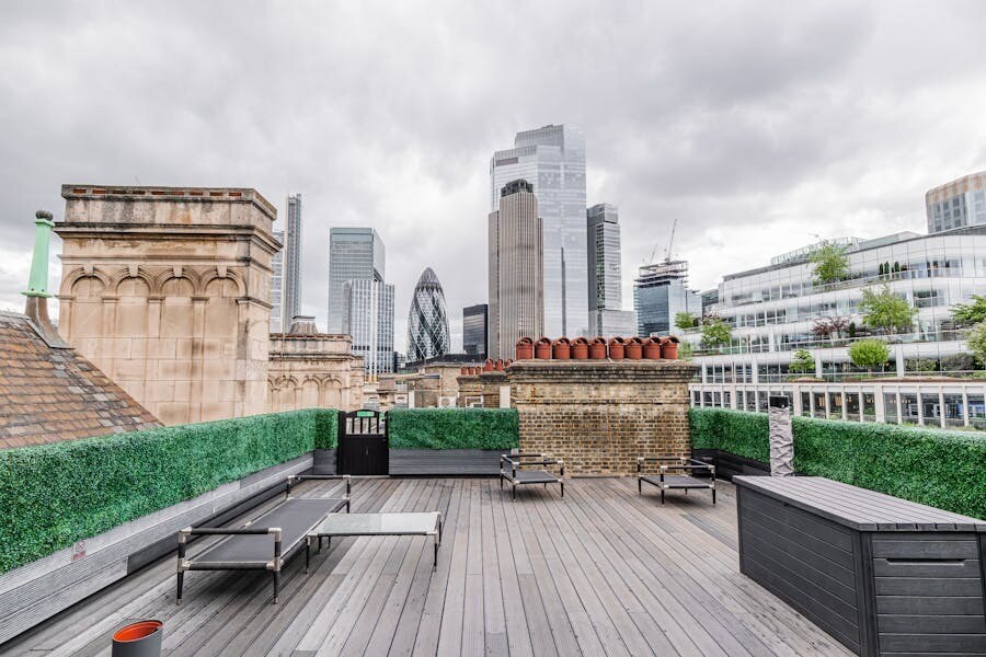 28-31 Finsbury Circ, London to rent Building Photo- Image 1 of 10