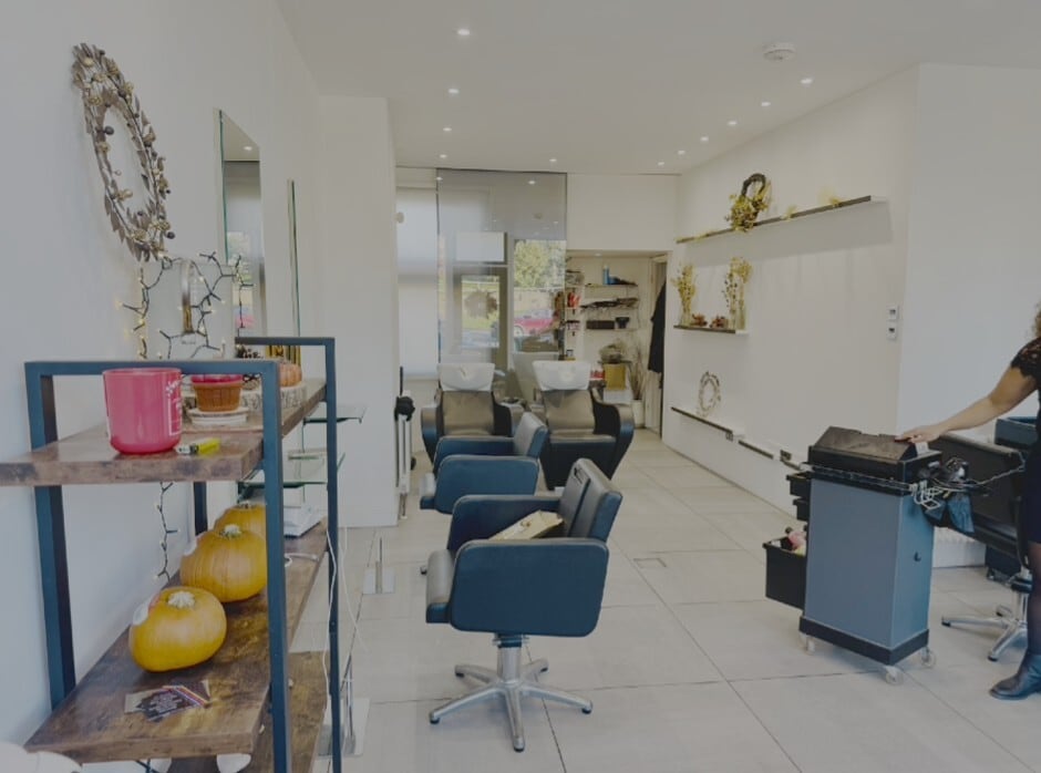 459 Poole Rd, Poole for sale Interior Photo- Image 1 of 2