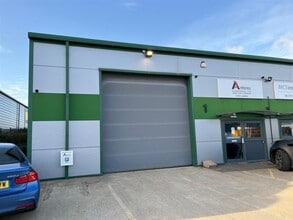 Broadway, Yaxley to rent Interior Photo- Image 1 of 2