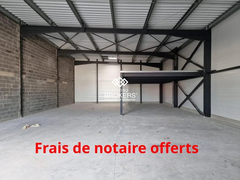 Vente Entrepôt 300 m² - Photo 1
