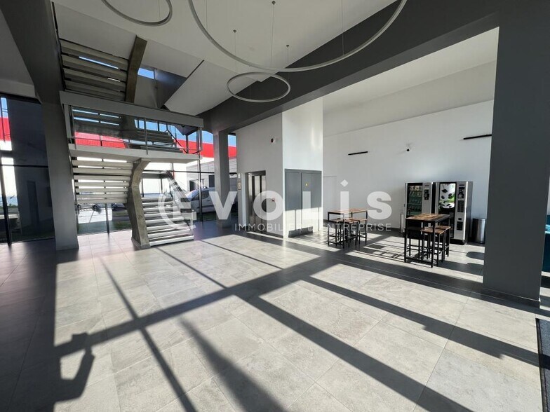 Office in Rosny Sous Bois to rent - Interior Photo - Image 3 of 13