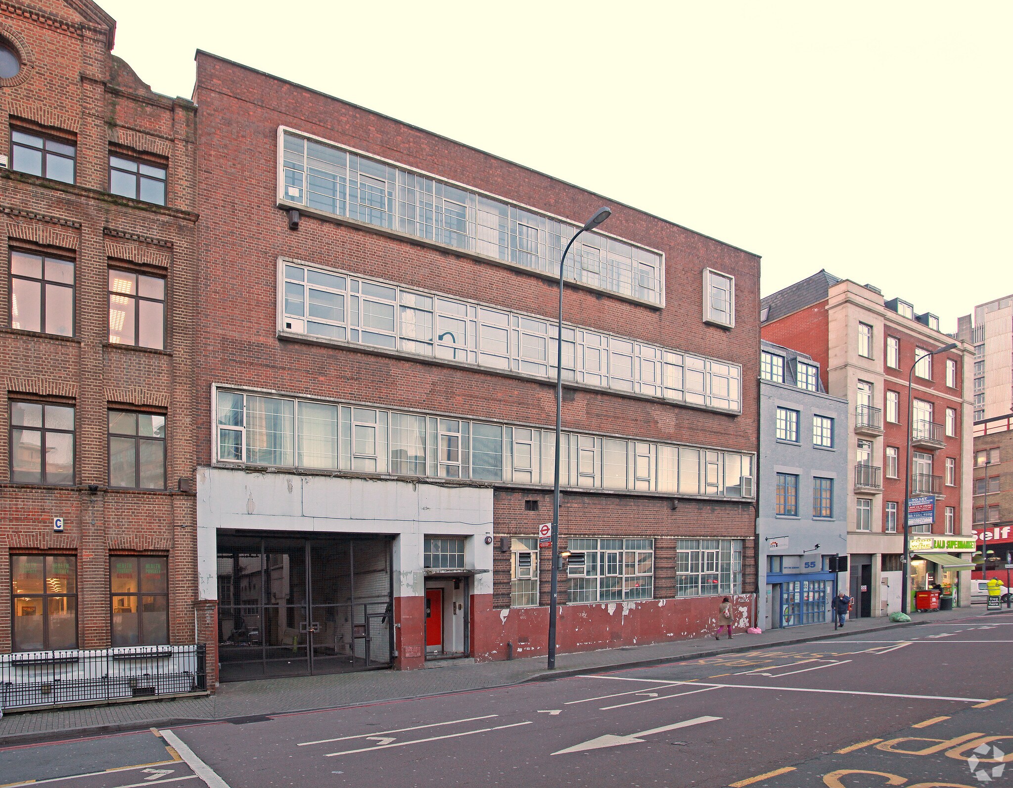 35-43 Bondway, London for sale Primary Photo- Image 1 of 1