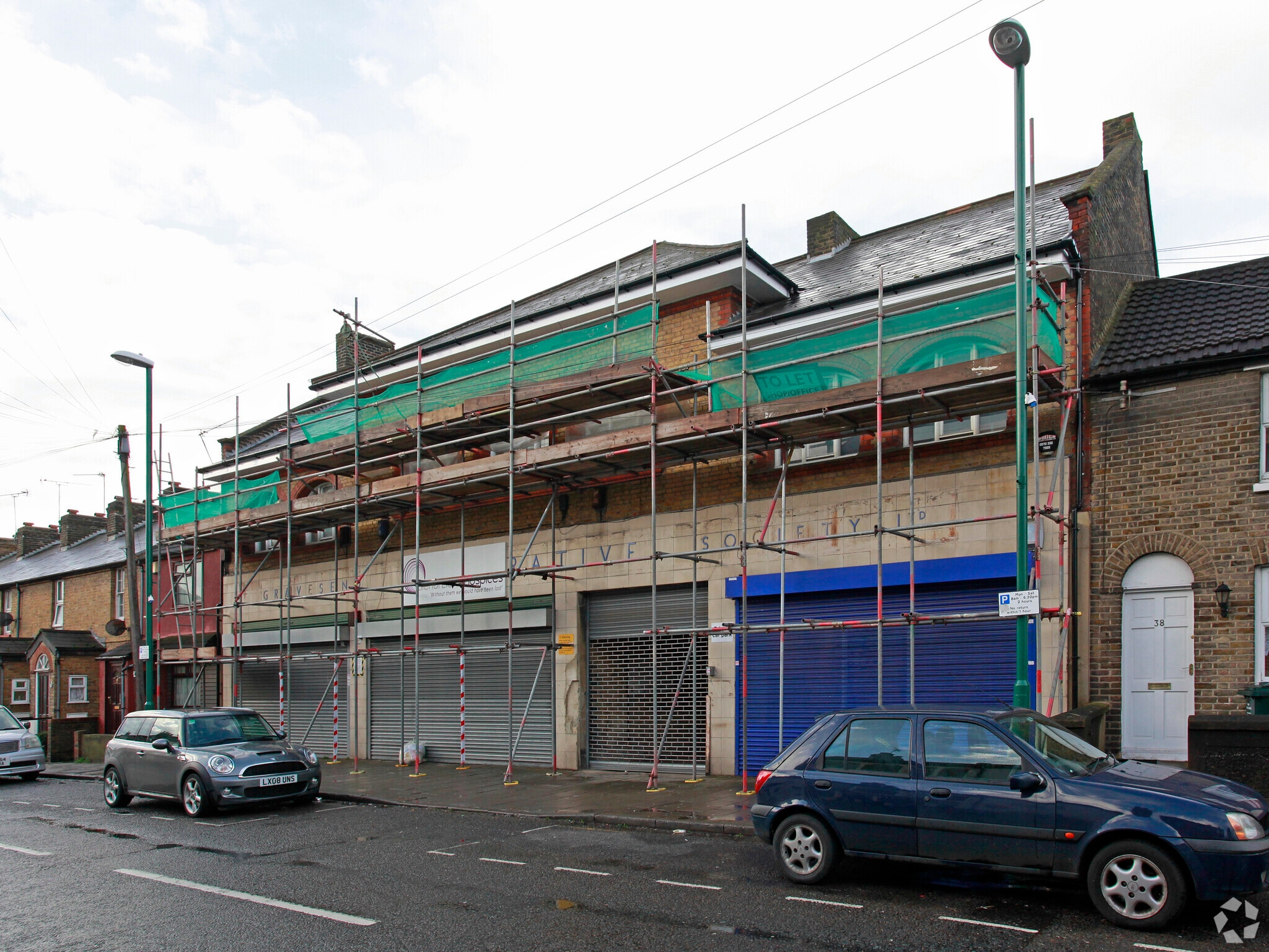 42-44 High St, Swanscombe to rent Primary Photo- Image 1 of 4
