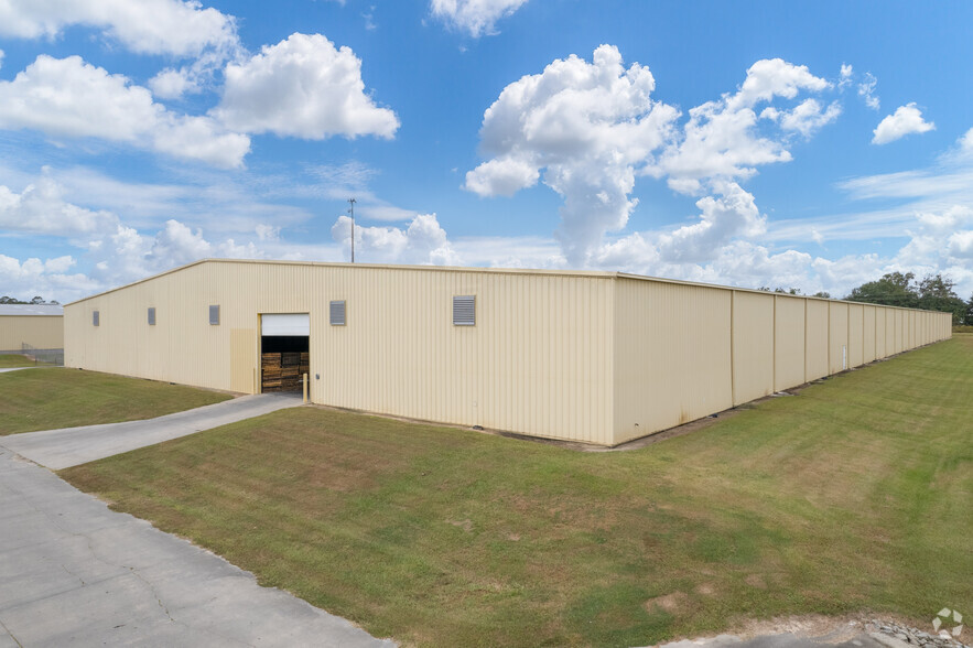 1629 Clay Rd, Valdosta, GA for rent - Building Photo - Image 1 of 7