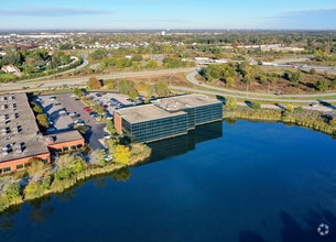 900 S Frontage Rd, Woodridge, IL - AERIAL  map view