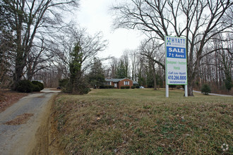 1933-1937 Generals Hwy, Annapolis, MD for sale Primary Photo- Image 1 of 1