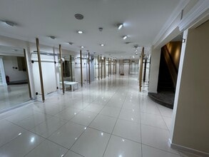 1-11 Caer St, Swansea to rent Interior Photo- Image 1 of 8