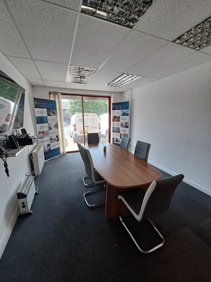 Eleventh Ave N, Gateshead, TWR NE11 0NJ - Unit H27 -  - Interior Photo - Image 1 of 2