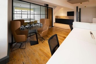 37-39 Corn St, Bristol to rent Interior Photo- Image 1 of 13