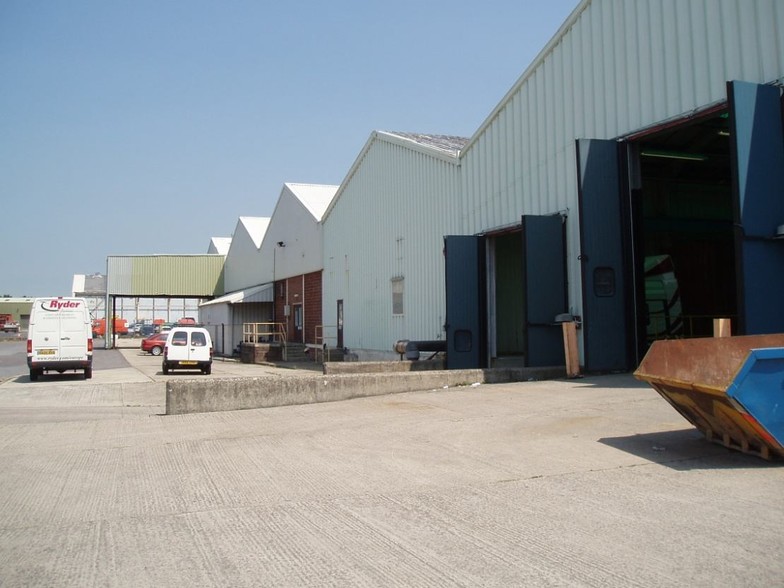 Cheney Manor Industrial Est, Swindon for rent - Building Photo - Image 2 of 4