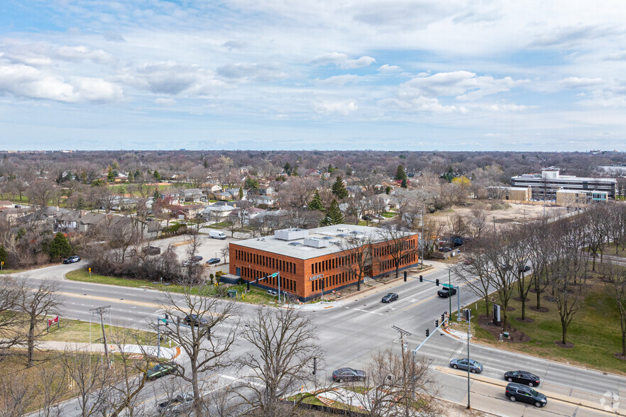 1500 W Higgins Rd, Park Ridge, IL for rent - Aerial - Image 2 of 4