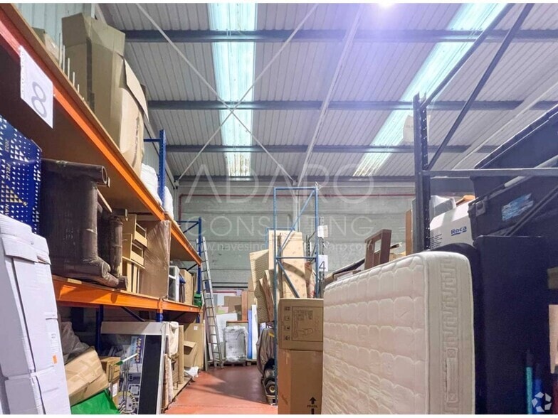 Industrial in Camarma de Esteruelas, Madrid for sale - Building Photo - Image 1 of 7