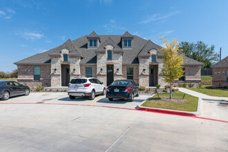 7720 Rufe Snow Dr, North Richland Hills, TX for rent Building Photo- Image 1 of 6