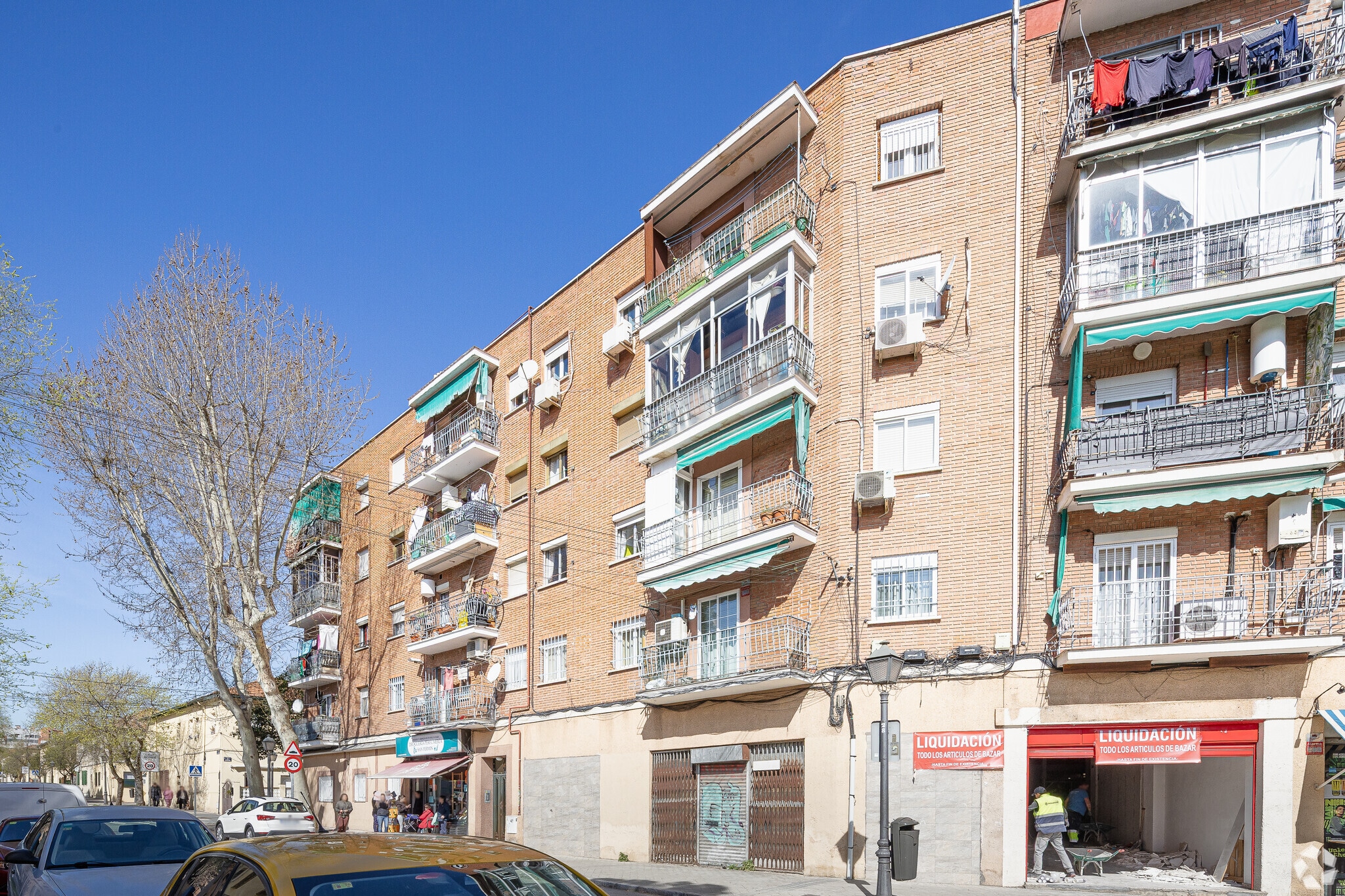 Retail in Madrid, Madrid for sale Building Photo- Image 1 of 2