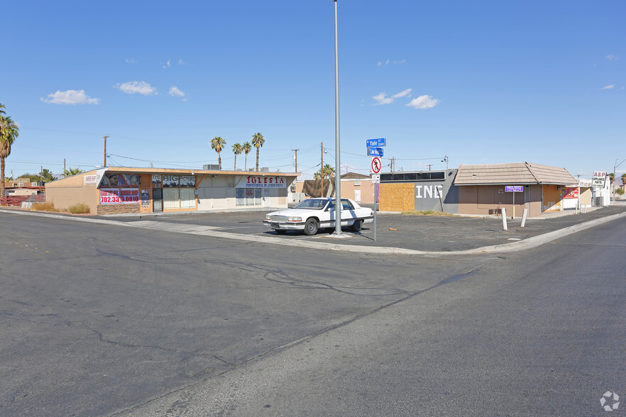 300-310 E Lake Mead Blvd S, North Las Vegas, NV for sale - Primary Photo - Image 1 of 1