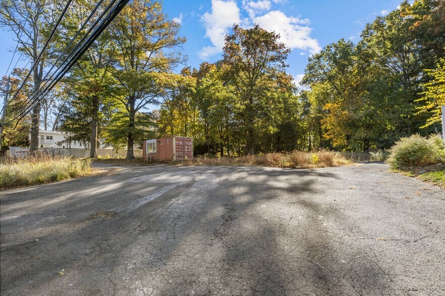 245 Secor Rd, Hartsdale, NY for sale - Building Photo - Image 1 of 1