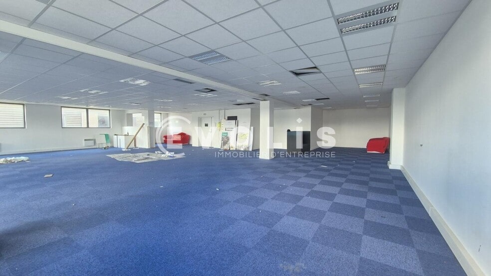 Office in Ferrieres En Brie for sale - Interior Photo - Image 2 of 5