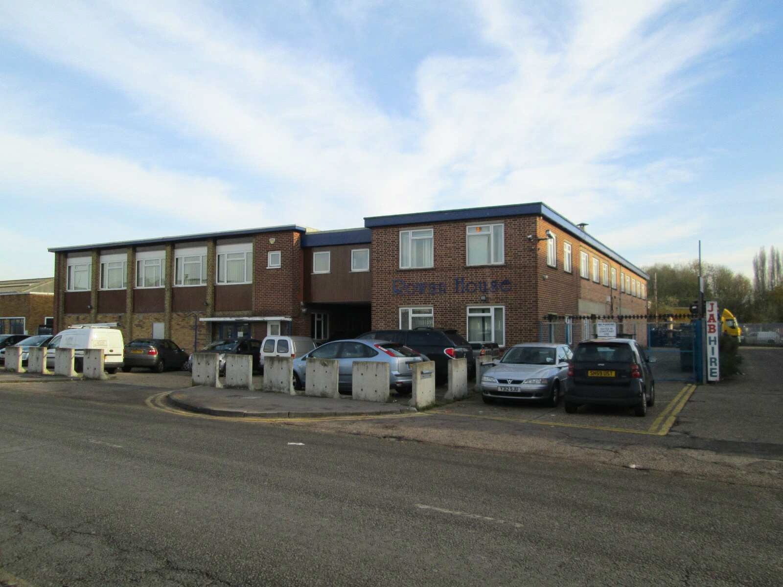 Delamare Rd, Cheshunt for sale Primary Photo- Image 1 of 1