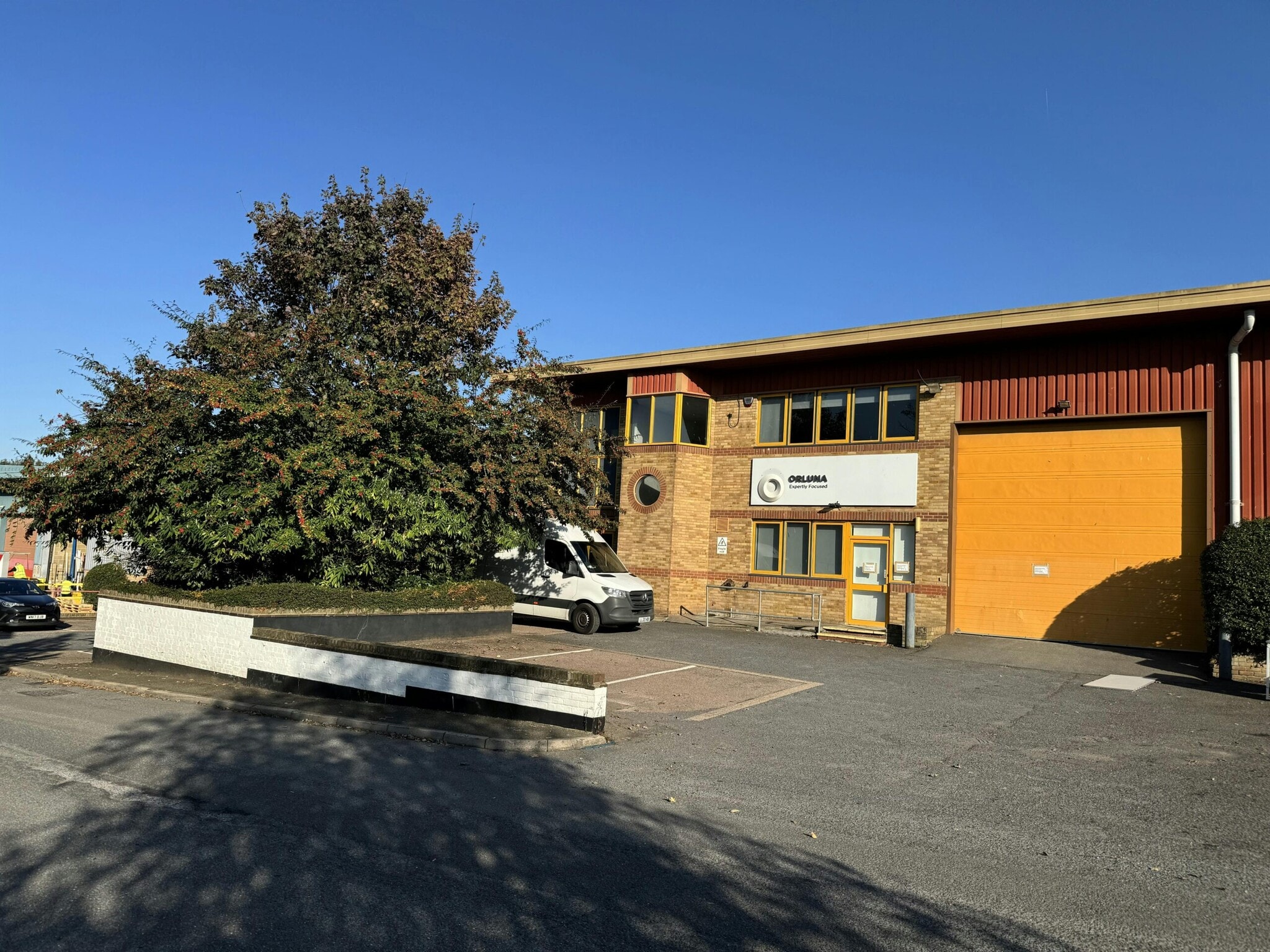 Ryan Way, Watford to rent Building Photo- Image 1 of 4