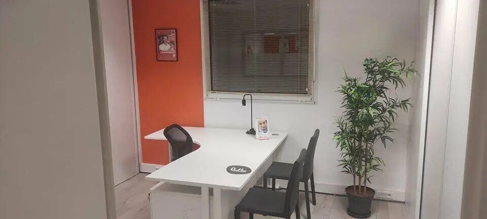 Office in Avignon to rent - Interior Photo - Image 3 of 5