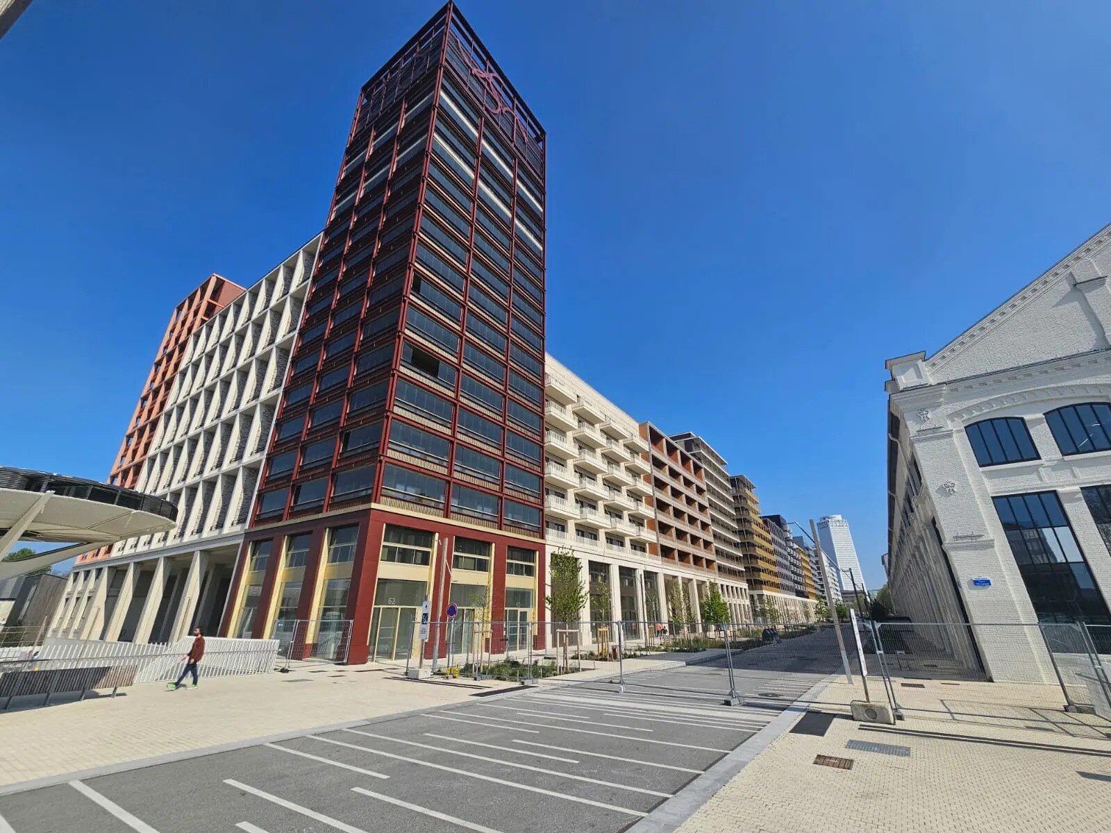 50 Allée De Seine, Saint-Denis to rent Building Photo- Image 1 of 57