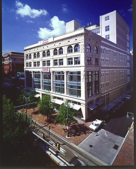 119 S Main St, Memphis, TN for rent - Building Photo - Image 1 of 11