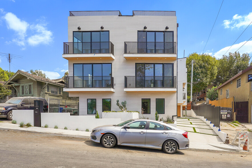 966 Sanborn Ave, Los Angeles, CA for sale - Building Photo - Image 2 of 66