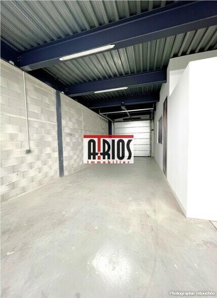 Industrial in La Garde to rent - Interior Photo - Image 2 of 4