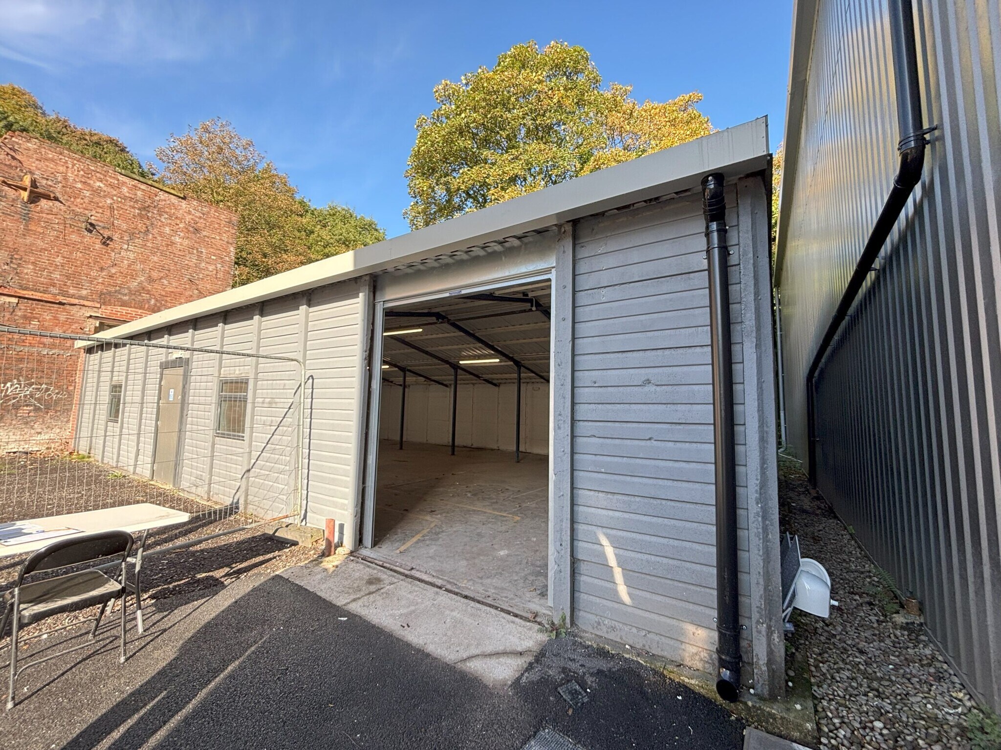 Leyland Mill Ln, Wigan to rent Primary Photo- Image 1 of 2