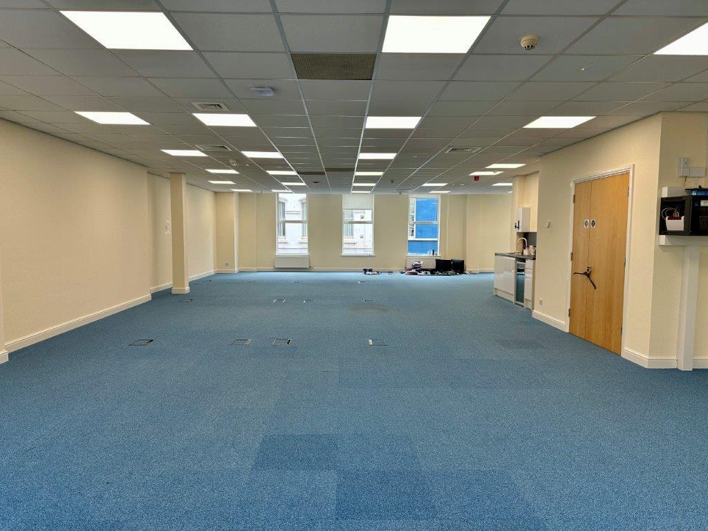 14 Athol St, Isle Of Man to rent Interior Photo- Image 1 of 3